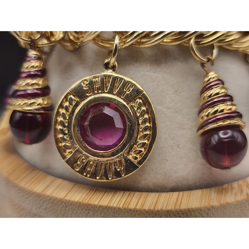 Vintage Savvy Swarovski Gold Tone Charm Bracelet Fuchsia Crystal  Size 7 1/2